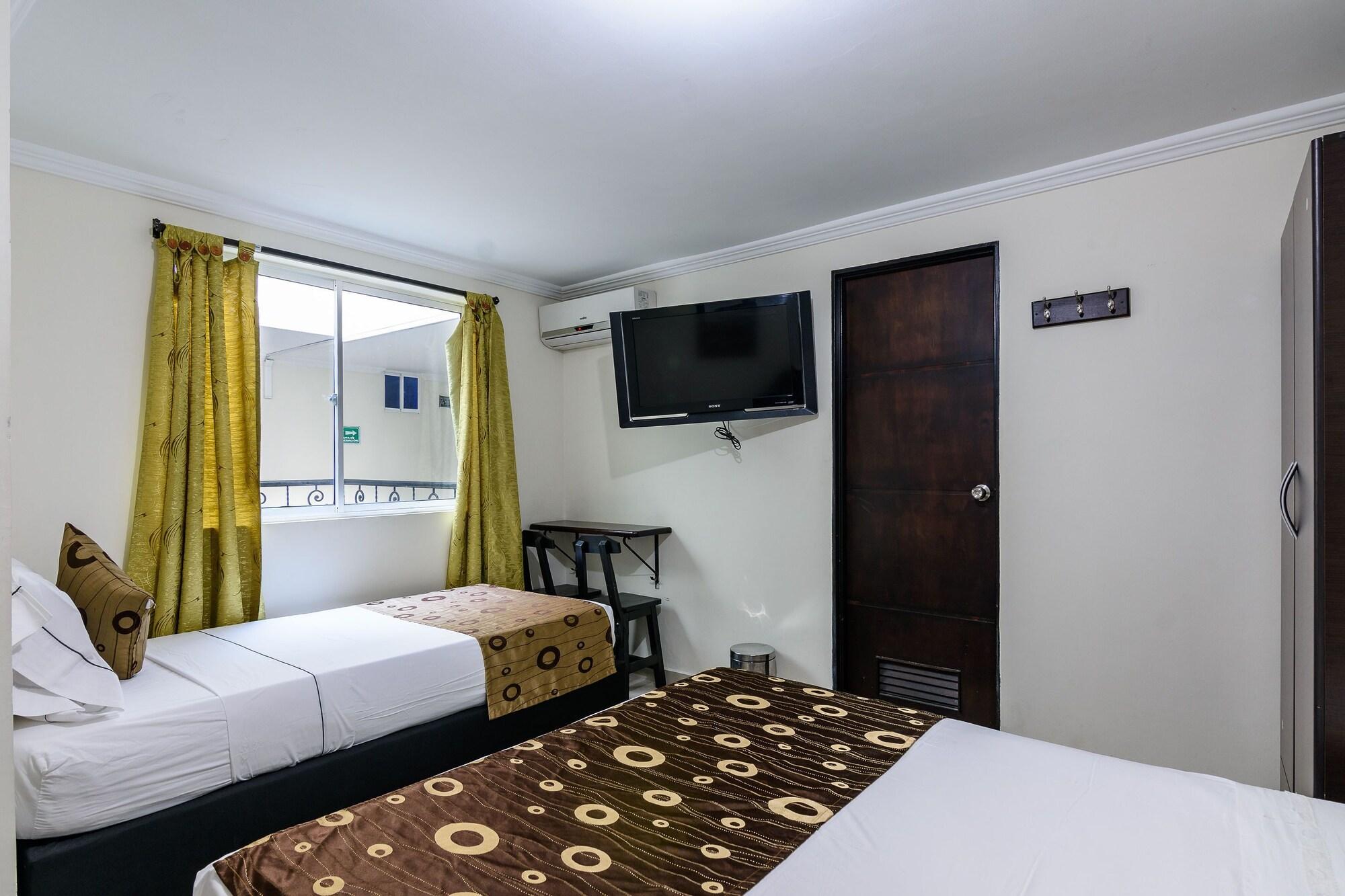 מדיין Hotel Verony San Joaquin מראה חיצוני תמונה