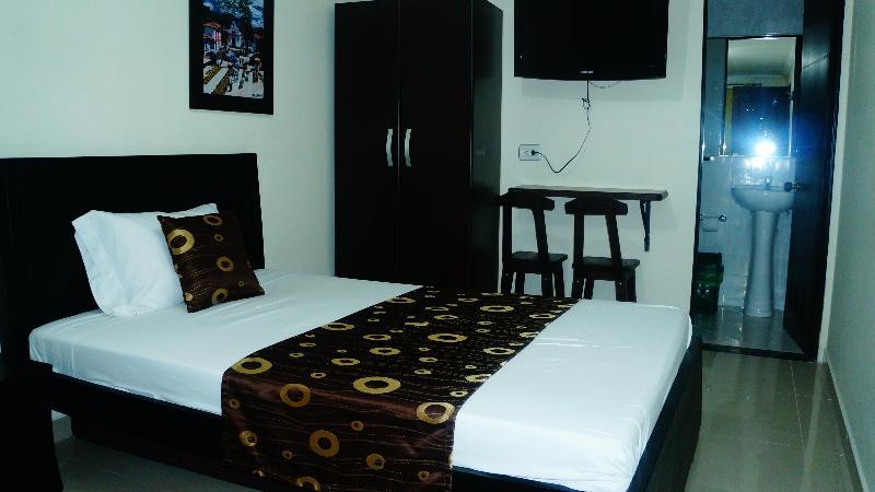 מדיין Hotel Verony San Joaquin מראה חיצוני תמונה